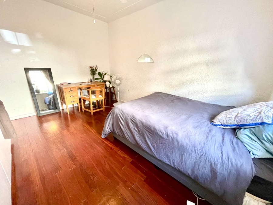 1 Bedroom Property for Sale in Oranjezicht Western Cape